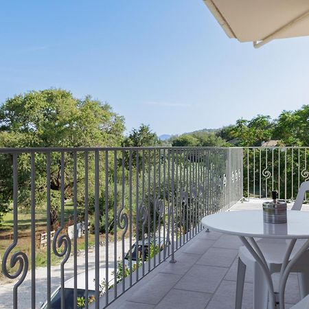 Sundial House Apartment Poulades Luaran gambar