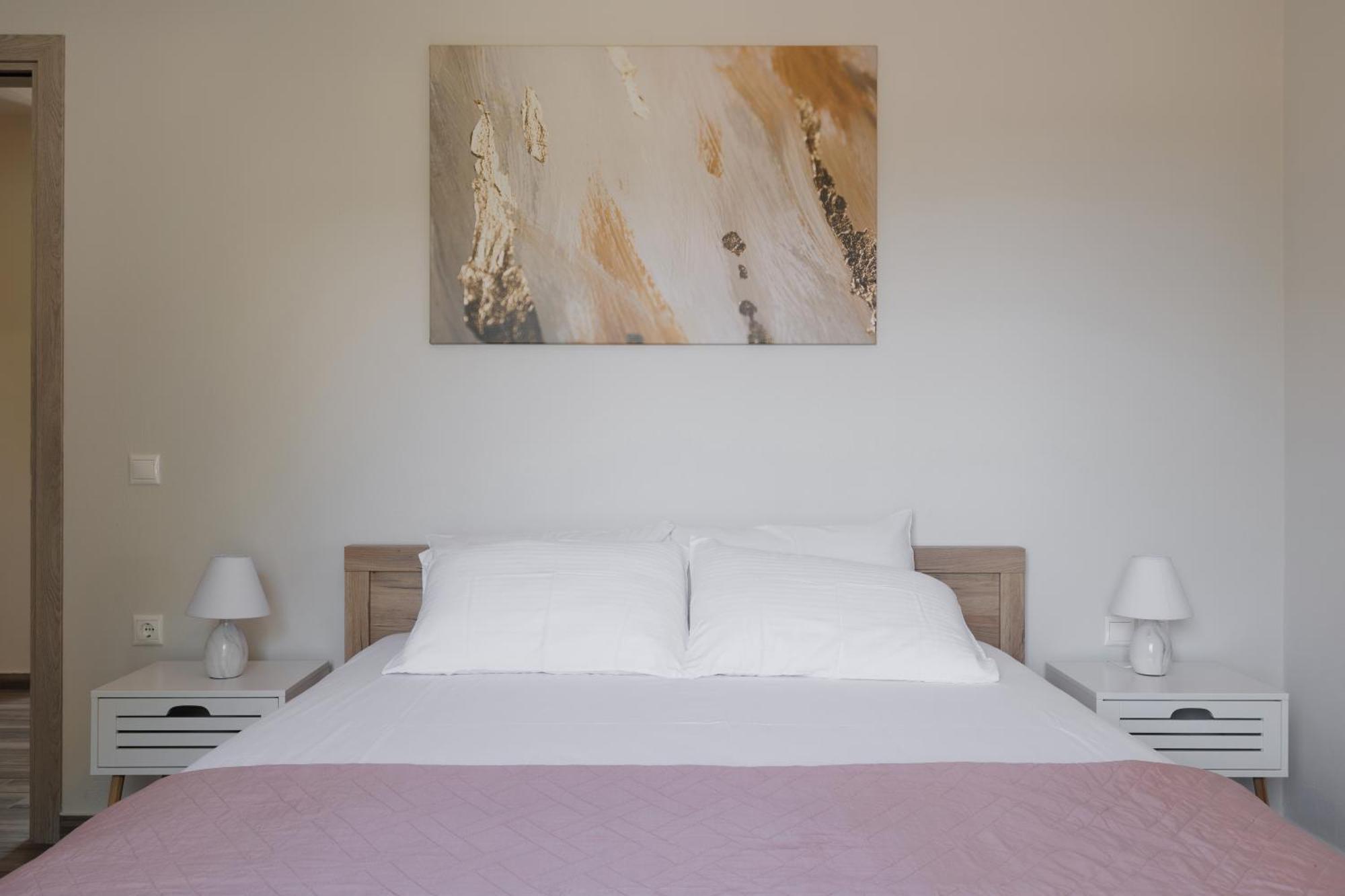 Sundial House Apartment Poulades Luaran gambar